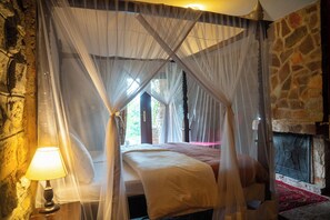 Skrivebord, arbejdsområde til bærbare computere, gratis Wi-Fi