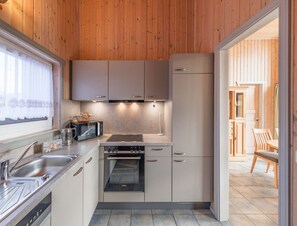 Private kitchen - Ferienhaus mit Sauna im Ferienpark Mirow (Mirow)