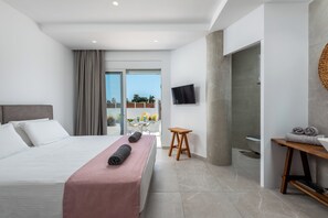 3 dormitorios, tabla de planchar con plancha, wifi gratis y ropa de cama