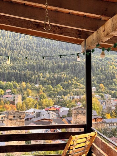 Charming 2-bedroom villa in brilliant Mestia with WiFi