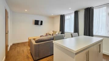2 bedrooms