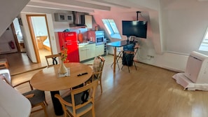 Apartment, Private Bathroom | Lounge - Gasthof Hotel Rose (Eisenheim)