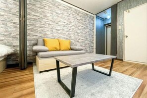 Room - Raffine Nihonbashi (Osaka)