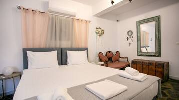 Villa | 2 bedrooms, iron/ironing board