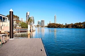 Unclassified image, 5 of 7, button - Surfers Paradise Escape (Heated Pool) (Surfers Paradise)