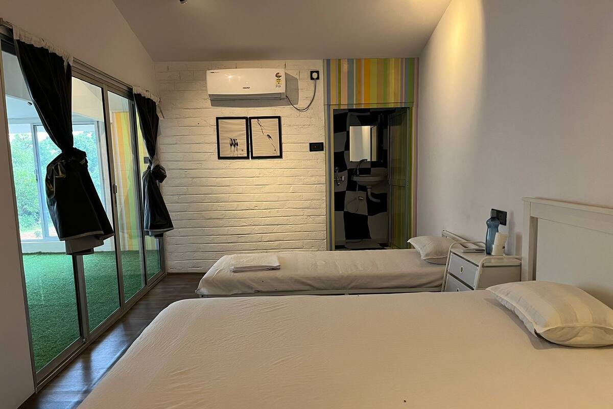 Deluxe Triple Room | Ruang kerja komputer riba, Wi-fi percuma 