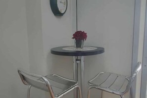 Unclassified image, 3 of 25, button - Aveline Suites City River View, Acqua Private Residences Near Rockwell Makati, Manila Philippines (Mandaluyong)