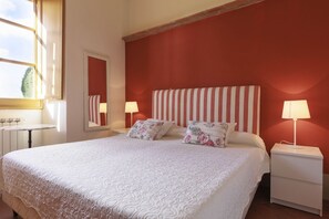 3 habitaciones, tabla de planchar con plancha y wifi 