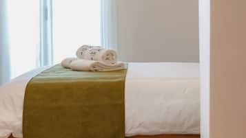 Junior Suite (with Jacuzzi) | 1 bilik tidur, peralatan tempat tidur hipoalergenik, bar mini