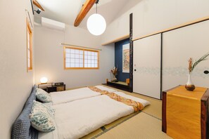Casa, no fumadores | 2 dormitorios, wifi gratis, ropa de cama