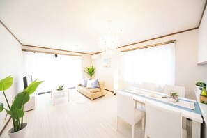 Interior - Awaji Seaside Resort in Sumoto (Sumoto)