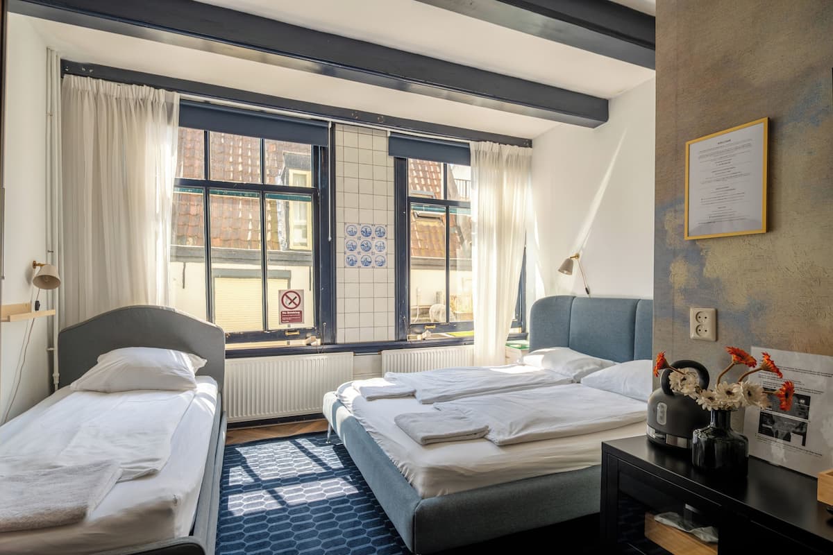 Superior Quadruple Room | Free WiFi, individually decorated, bed sheets