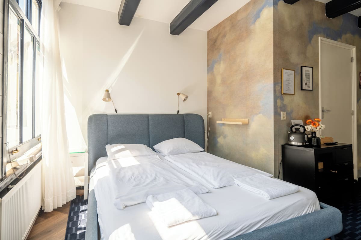 Deluxe Room | Free WiFi, individually decorated, bed sheets