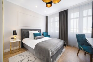 Coffres-forts dans les chambres, rideaux occultants