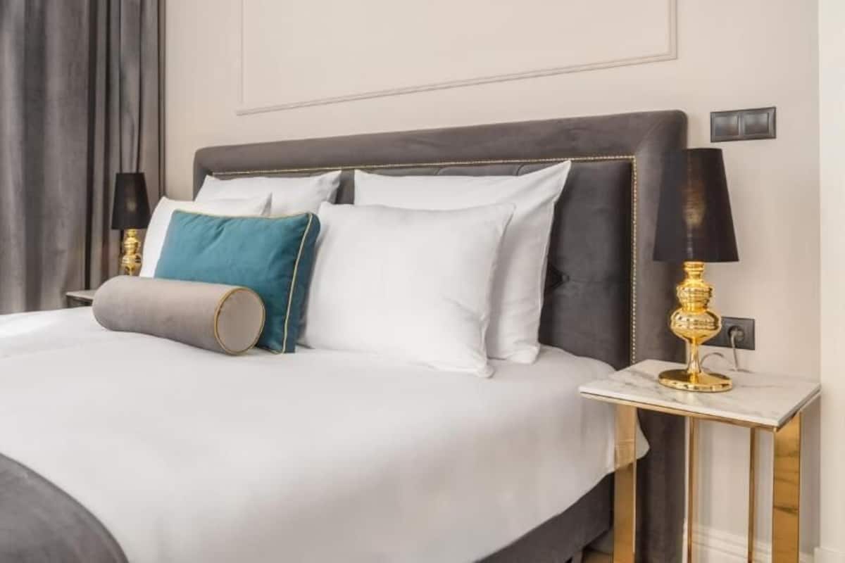 In-room safe, blackout curtains, iron/ironing board, free WiFi