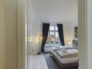 Apartment 5