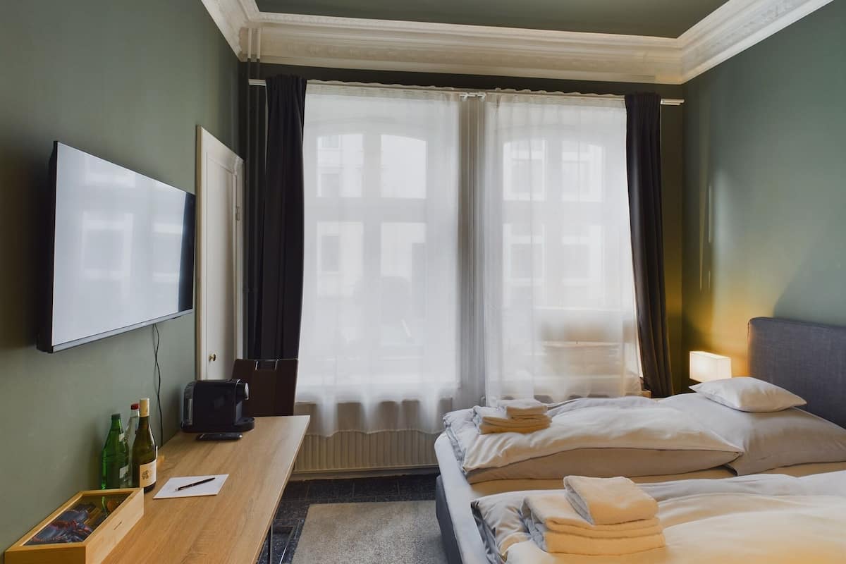 Apartment 1 | Kaliteli yatak takımı, kuştüyü yorgan 