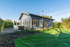 House | Exterior - Julianadorp Family Home (Julianadorp)