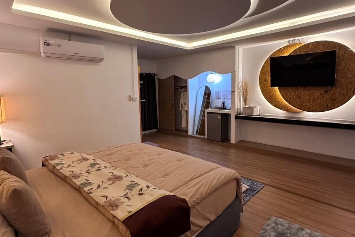 Habitación superior, alberca privada, vista al patio | Wifi gratis