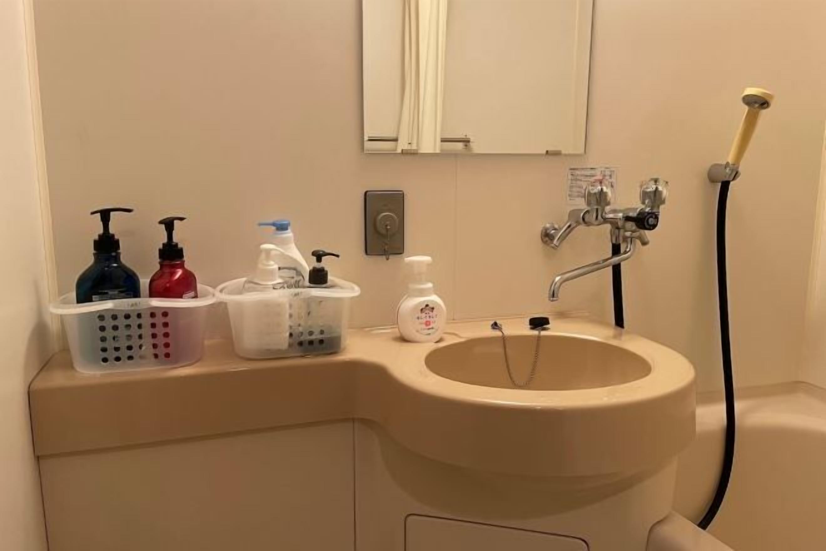 Perlengkapan mandi gratis