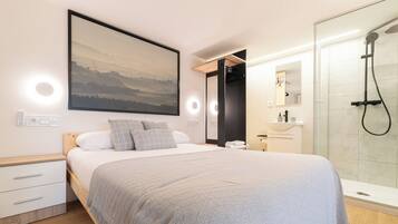 2 dormitorios, tabla de planchar con plancha, wifi gratis y ropa de cama