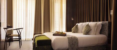 Schreibtisch, Bügeleisen/Bügelbrett, kostenloses WLAN, Bettwäsche