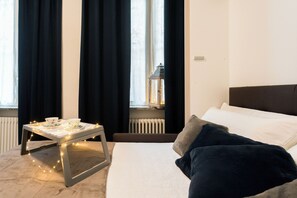 Apartment (Love & Smile Apartment) | View from room - Garibaldi 24 Apartments by Rent all Como (Como)