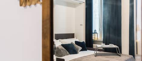 1 bedroom, iron/ironing board, cribs/infant beds, free WiFi