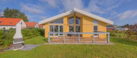 Talo | Terassi/patio