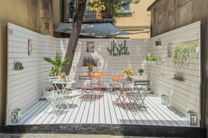 Apartment (1 Bedroom) | Terrace/patio - Como Dreams Apartments - Serendipity Suite by Rent all Como (Como)