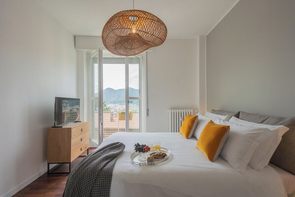 Huoneisto (2 Bedrooms) | 2 makuuhuonetta, silitysrauta/-lauta, vuodevaatteet