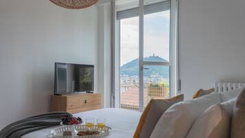 Apartment (2 Bedrooms)