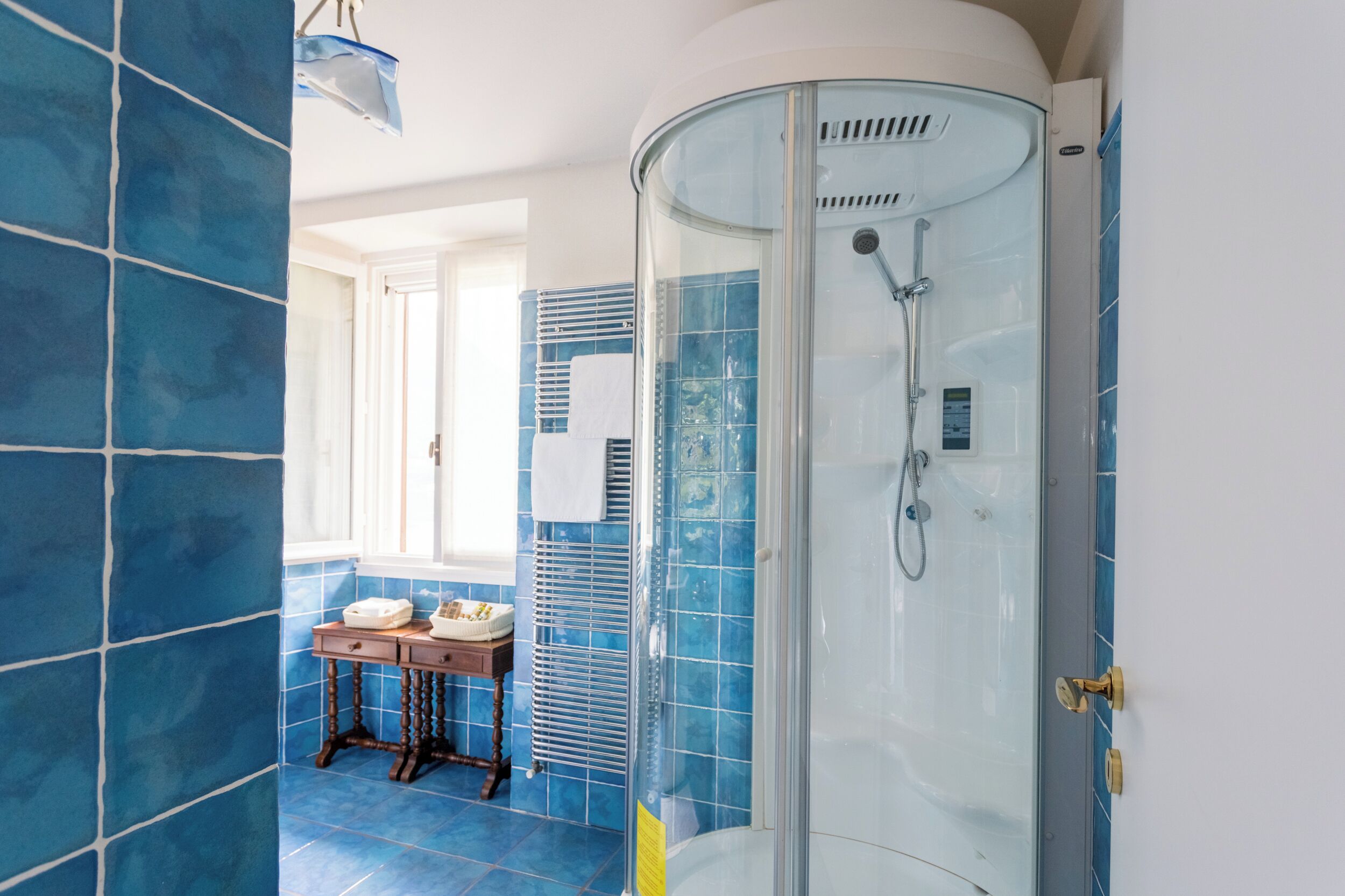 Apartament (2 Bedrooms) | Bany | Dutxa i bidet 