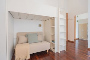 Appartement (1 Bedroom) | 1 chambre, espace de travail pour ordinateur portable