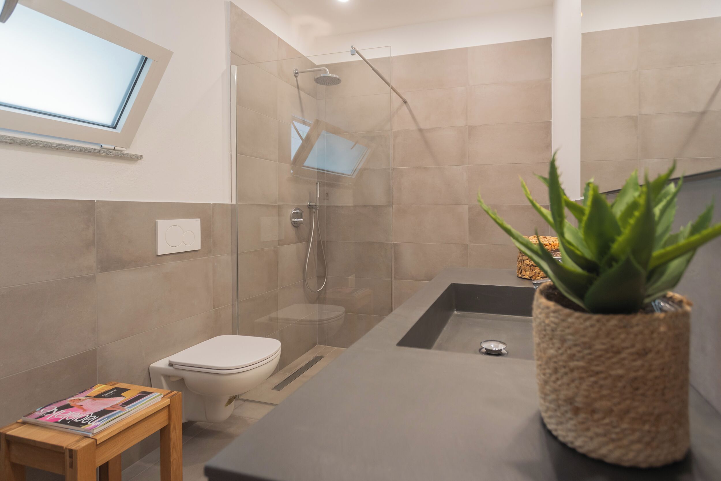 Departamento (1 Bedroom) | Baño | Regadera, bidet, toallas, jabón 