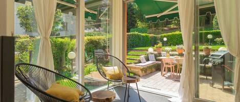 Apartment (1 Bedroom) | Interior