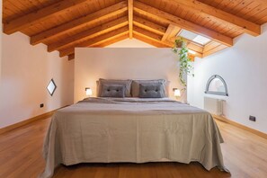 Apartment (1 Bedroom)