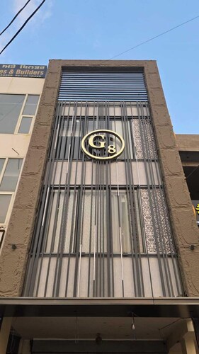 G8 Hotel