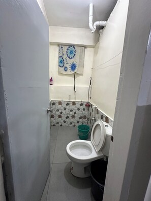Towels, soap, toilet paper