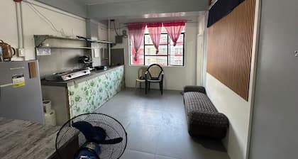 Budget Friendly and walking distance Accommodation in Town near Burnham Park SM