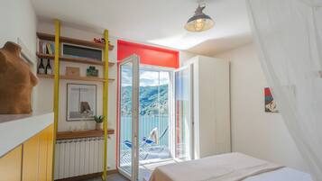 Huoneisto (2 Bedrooms) | 2 makuuhuonetta, kannettavalle tietokoneelle sopiva työtila