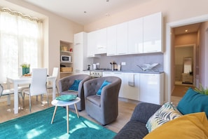 Apartamento (Appartamento Luna) | Cozinha privada | Micro-ondas, fogão, máquina de café expresso, chaleira elétrica