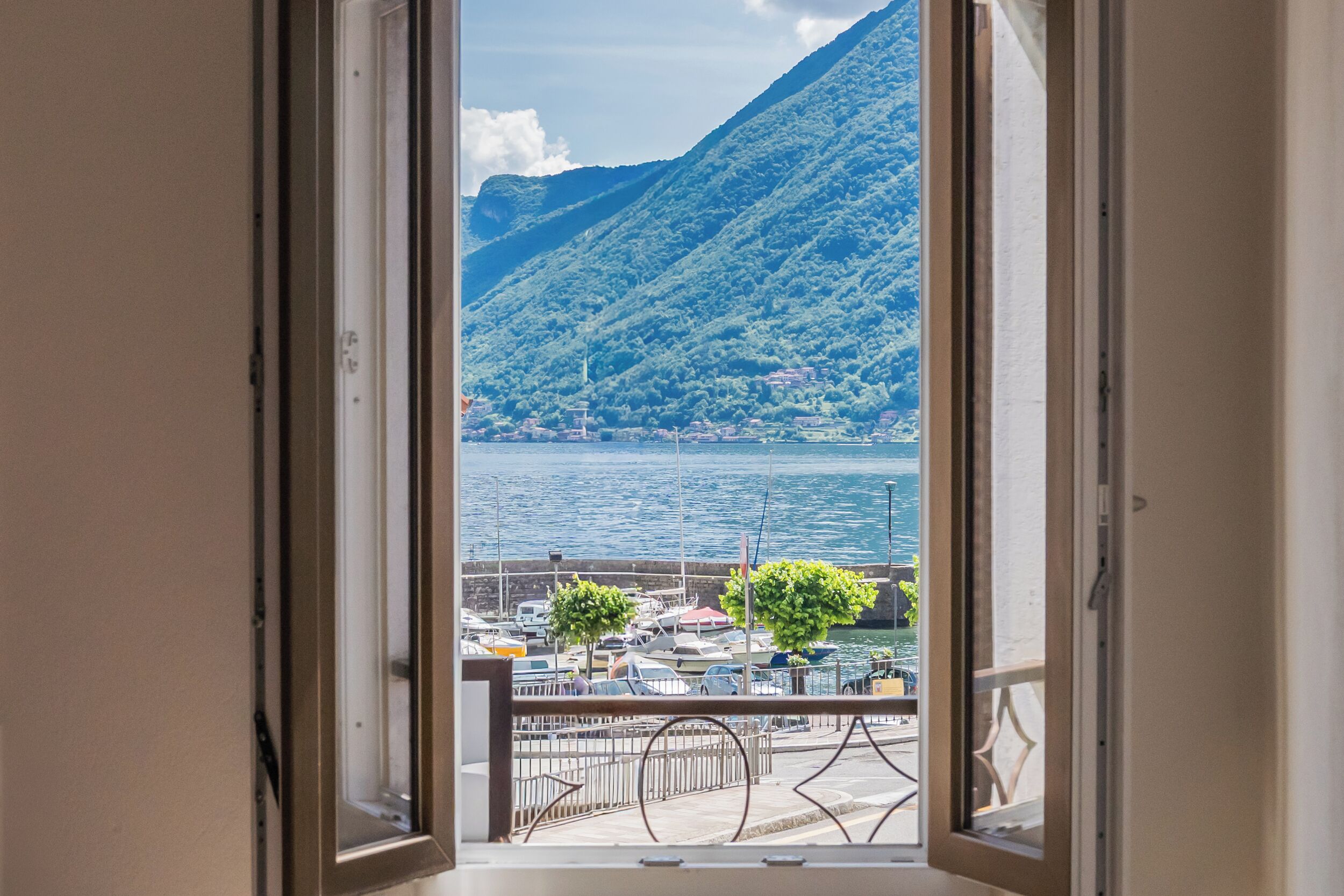 Apartment (1 Bedroom) | Lake view
