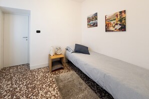 Apartment (1 Bedroom) | 1 bedroom, laptop workspace, iron/ironing board, cots/infant beds - Family Nest on Lake Como by Rent all Como (Argegno)