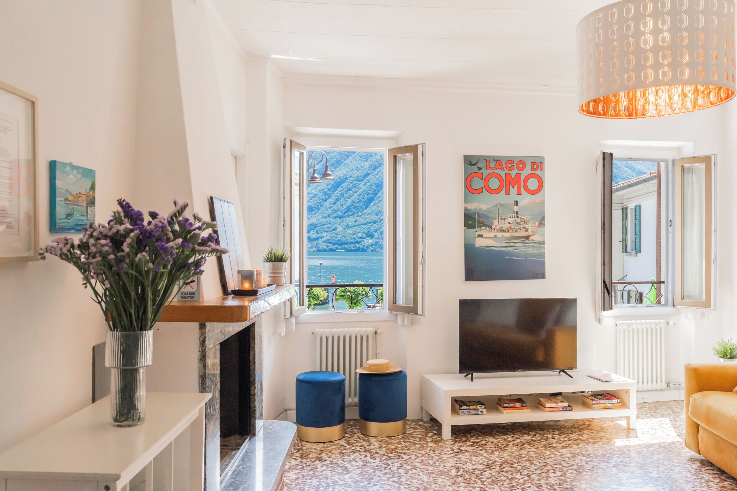 Apartment (1 Bedroom) | Living area
