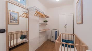 Departamento (1 Bedroom) | 1 habitación y espacio para trabajar con laptop