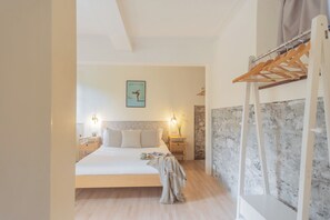 Apartment (1 Bedroom)