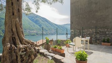 Apartment (2 Bedrooms) | Terrace/patio