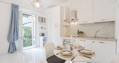 Luce Apartment by Rent all Como