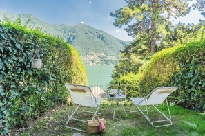 Studio (0 Bedroom) | Lake view
